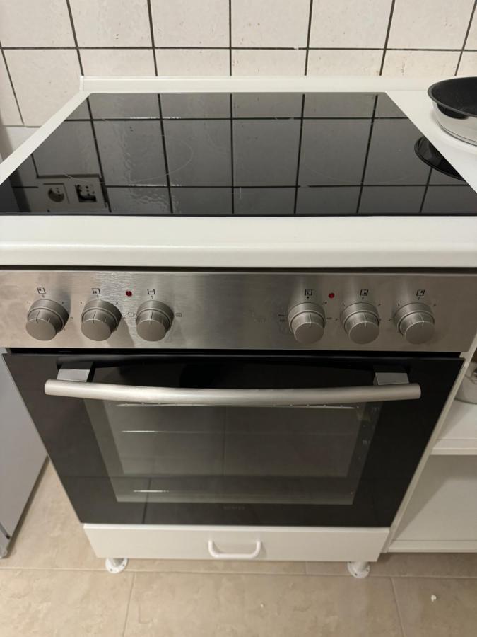 Apartment Mit Kueche, Fernseher, Wlan Und Parkplatz - Brian *